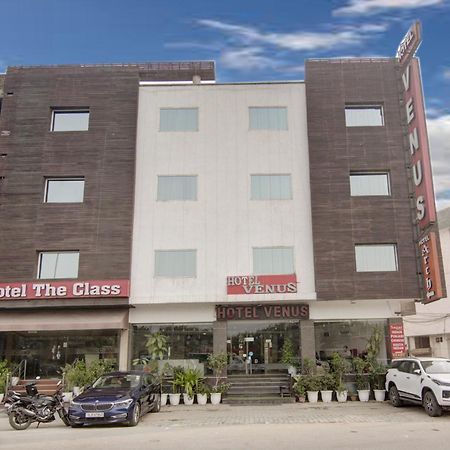 Hotel Venus Plaza New Delhi Extérieur photo