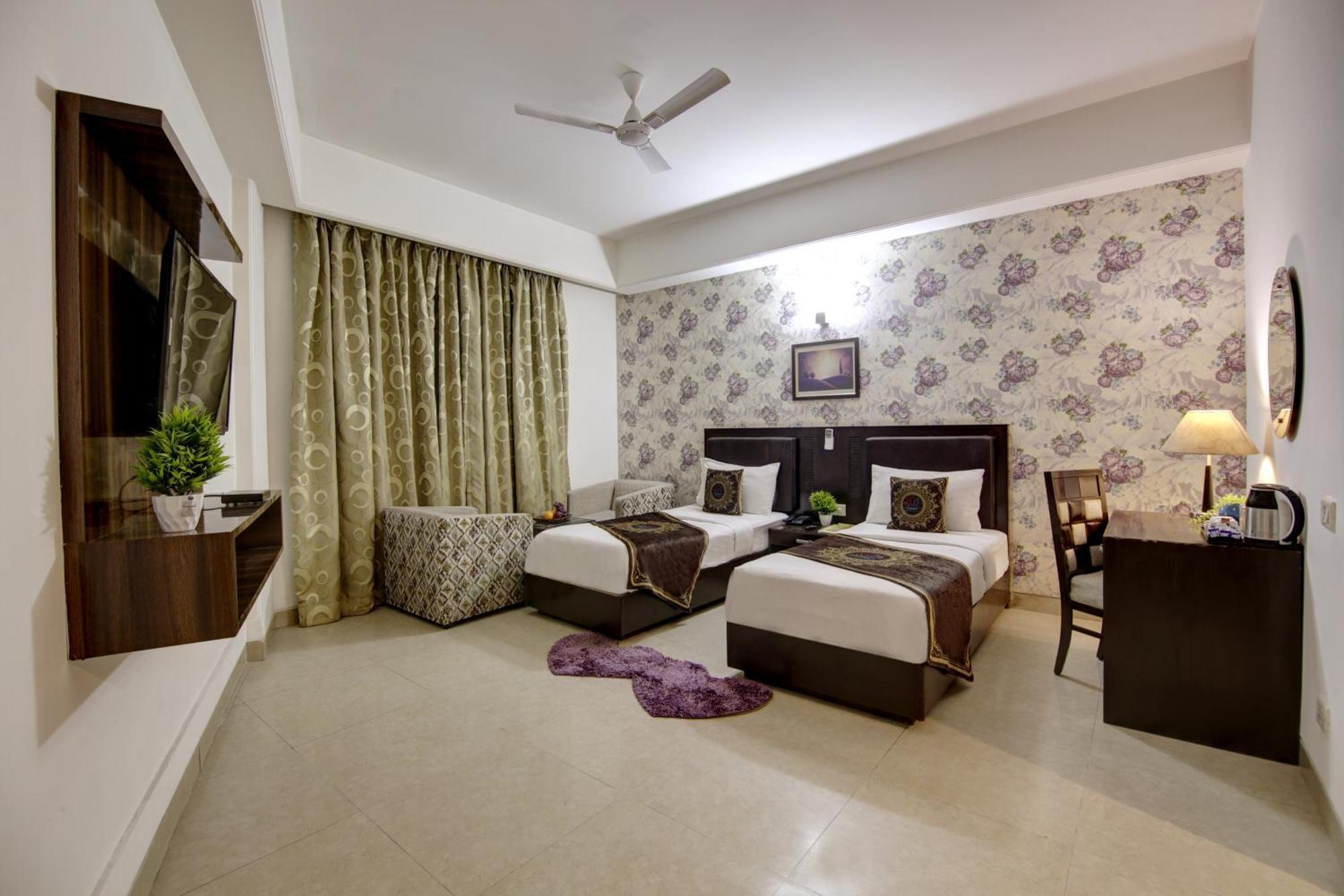 Hotel Venus Plaza New Delhi Extérieur photo
