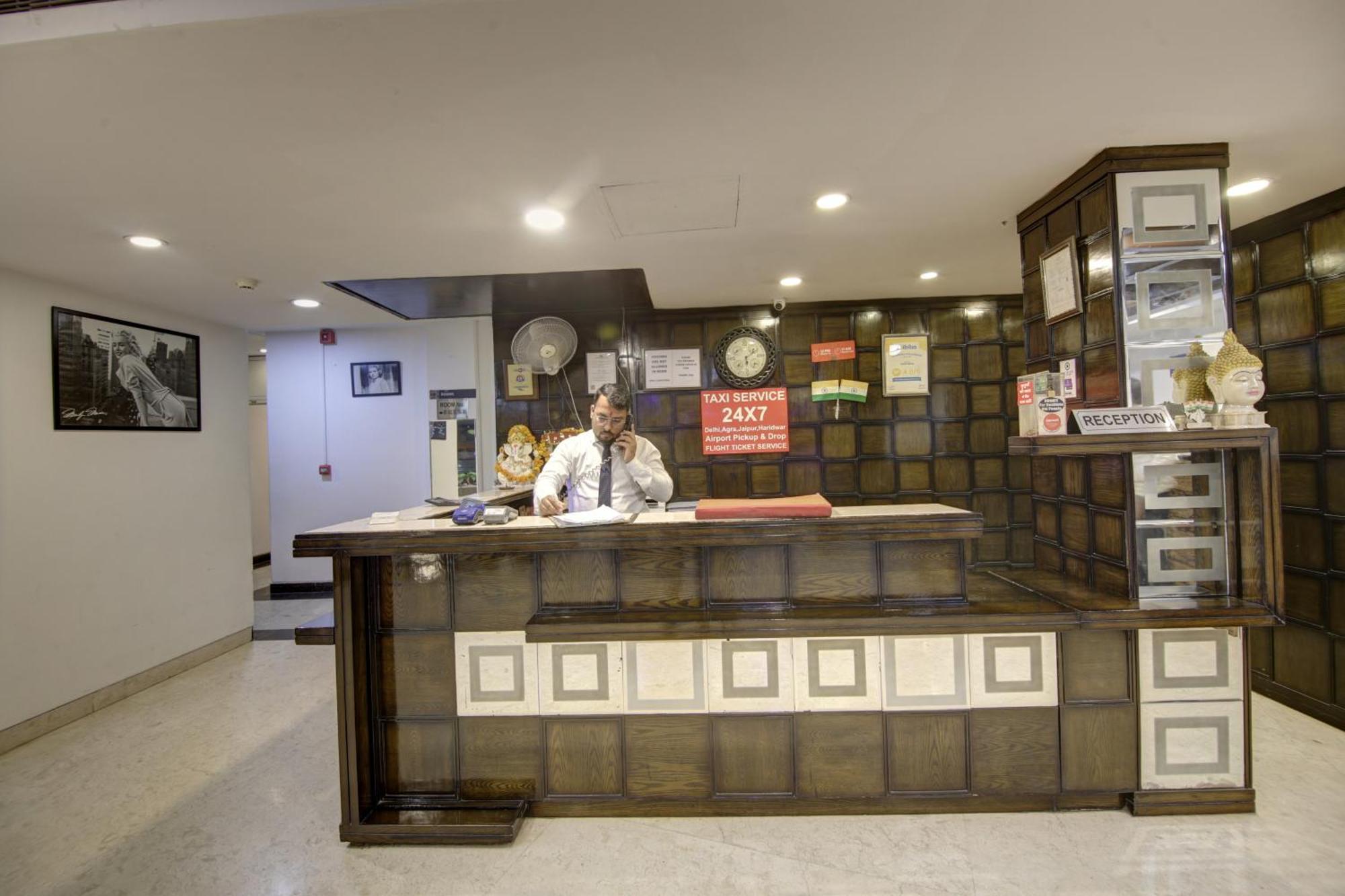 Hotel Venus Plaza New Delhi Extérieur photo