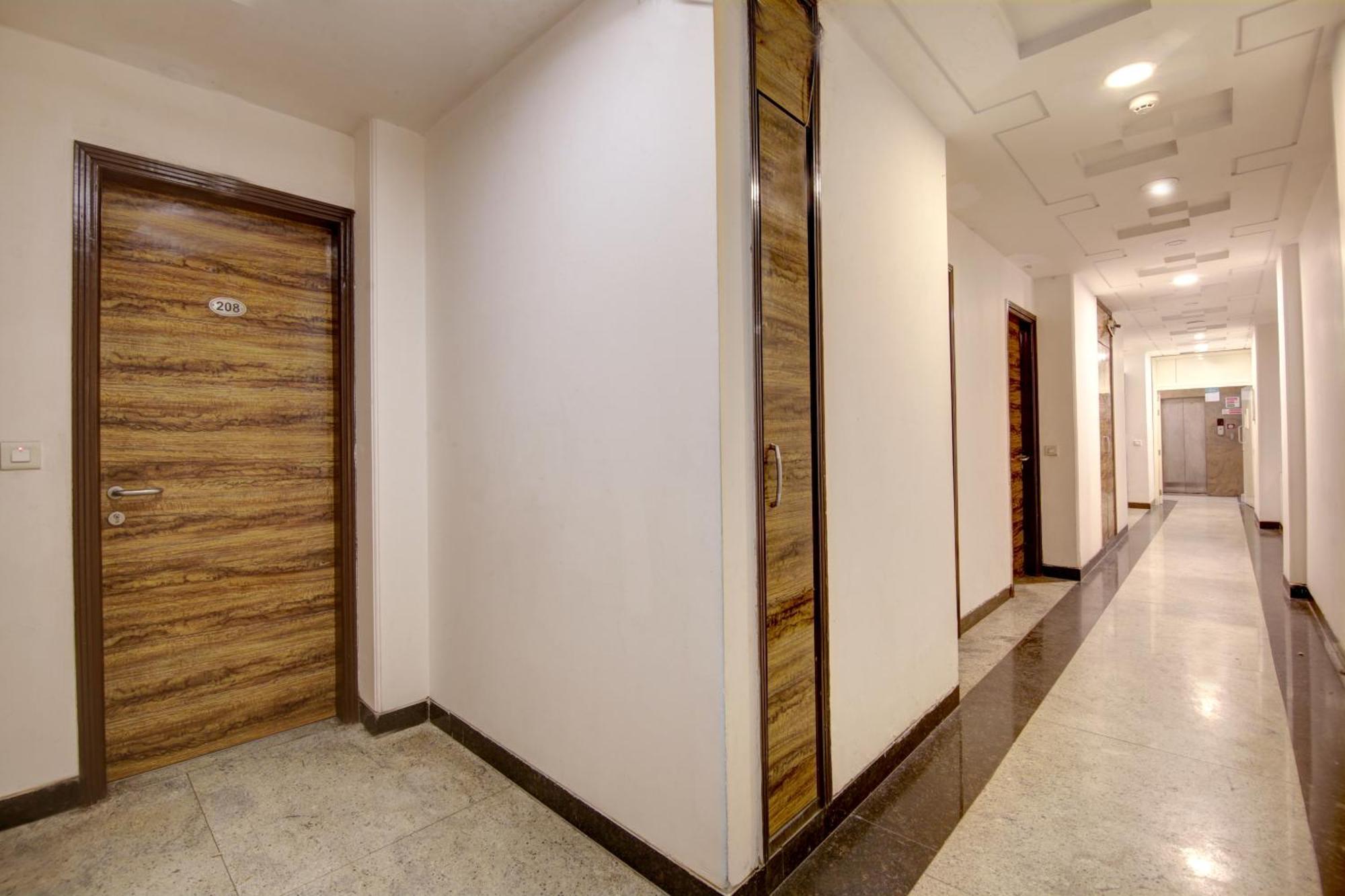 Hotel Venus Plaza New Delhi Extérieur photo