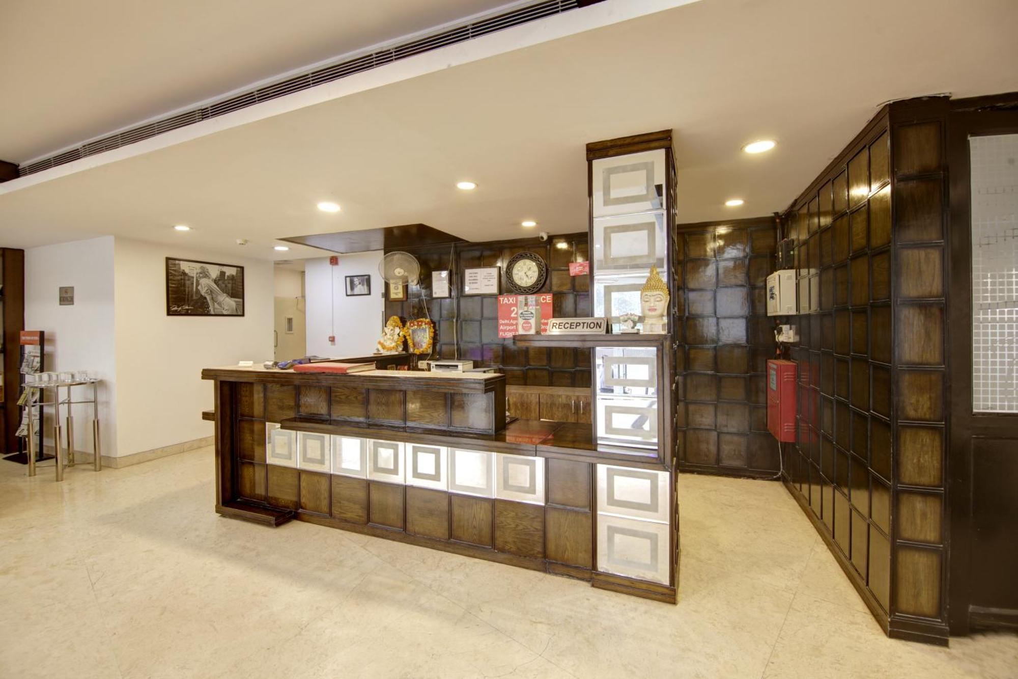 Hotel Venus Plaza New Delhi Extérieur photo