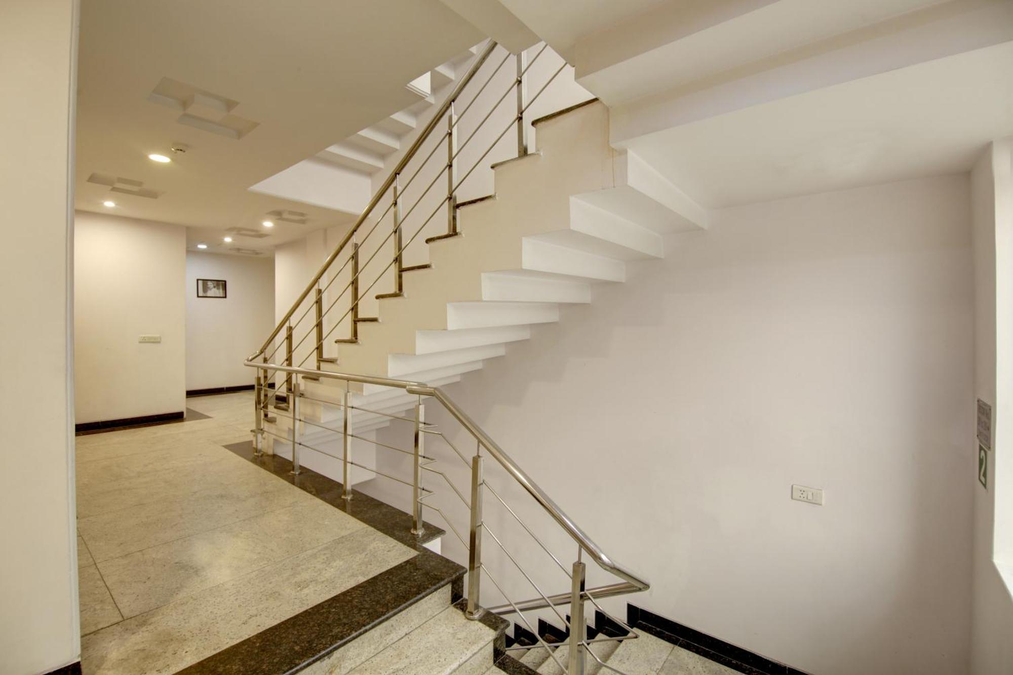 Hotel Venus Plaza New Delhi Extérieur photo