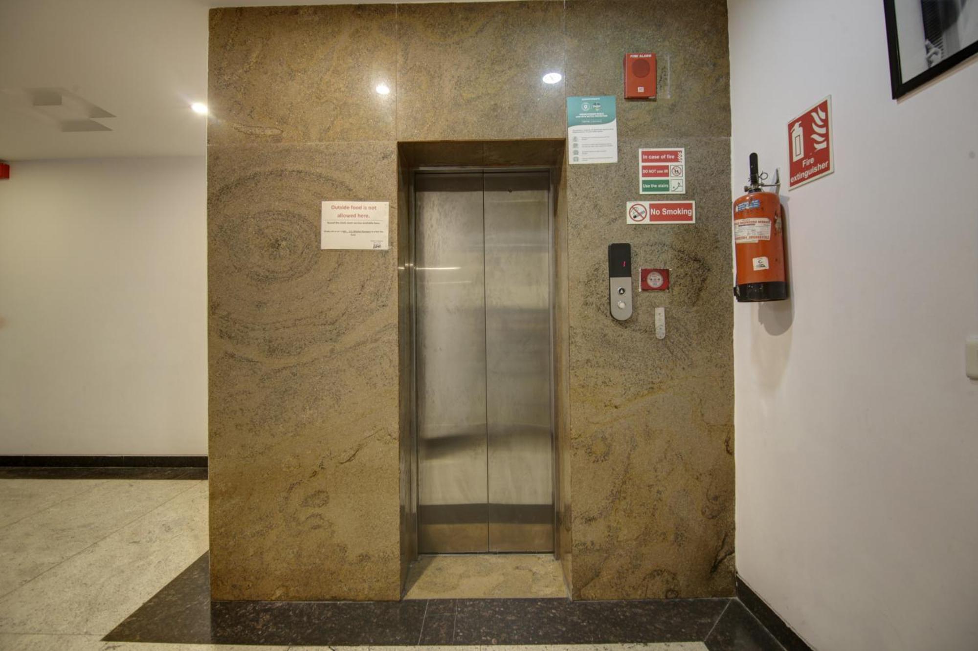 Hotel Venus Plaza New Delhi Extérieur photo
