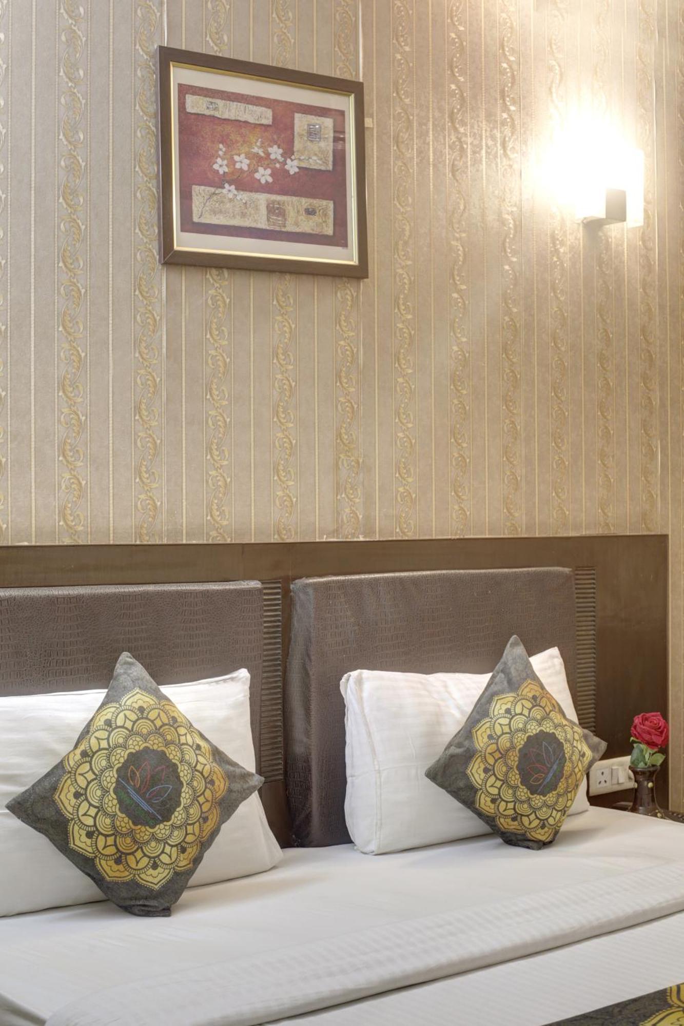 Hotel Venus Plaza New Delhi Extérieur photo