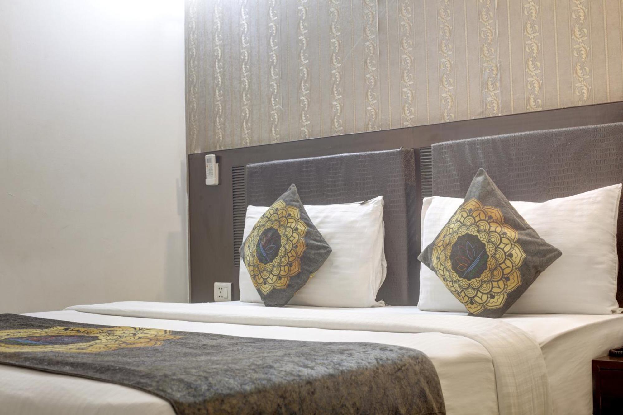 Hotel Venus Plaza New Delhi Extérieur photo