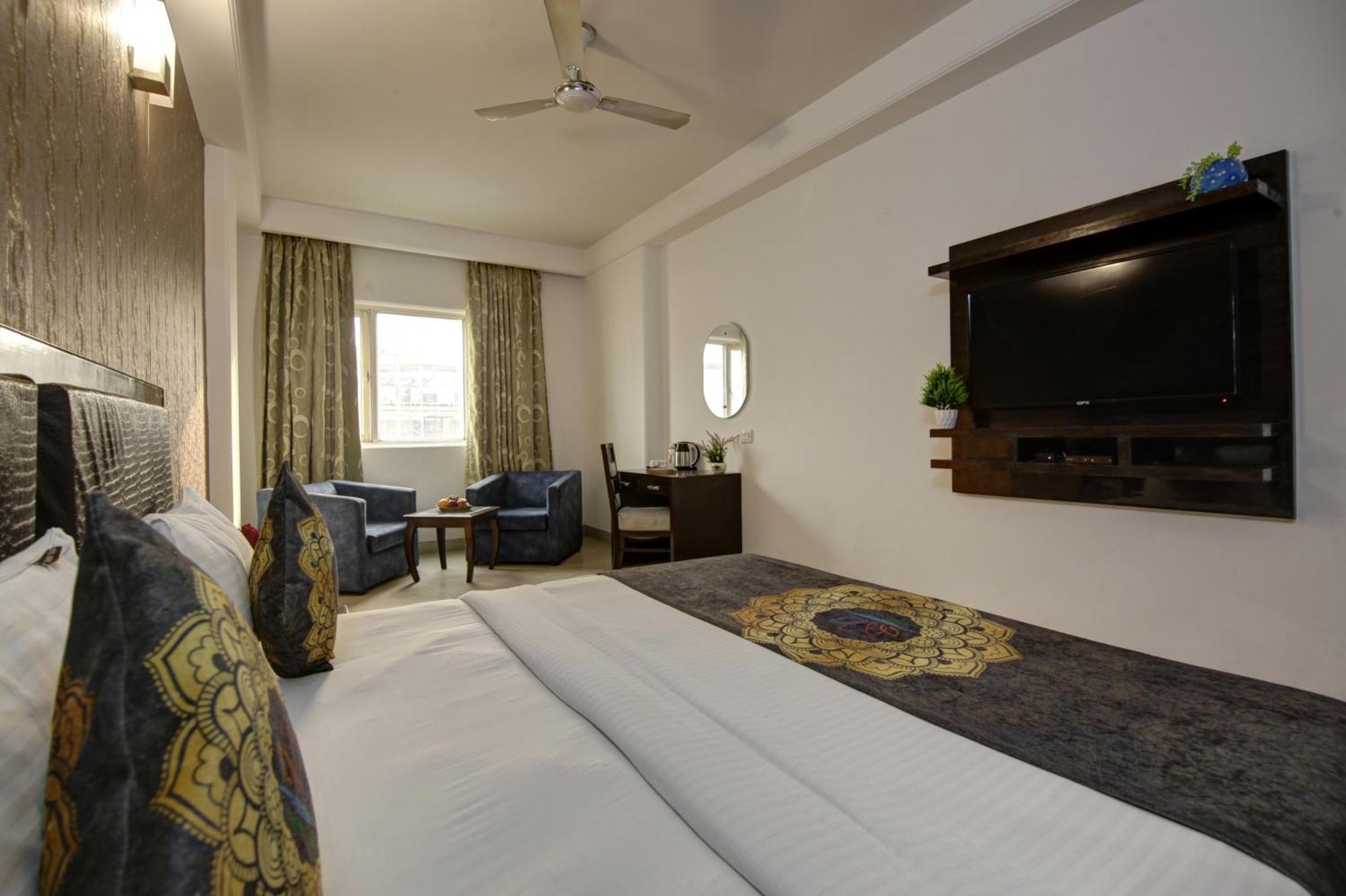 Hotel Venus Plaza New Delhi Extérieur photo