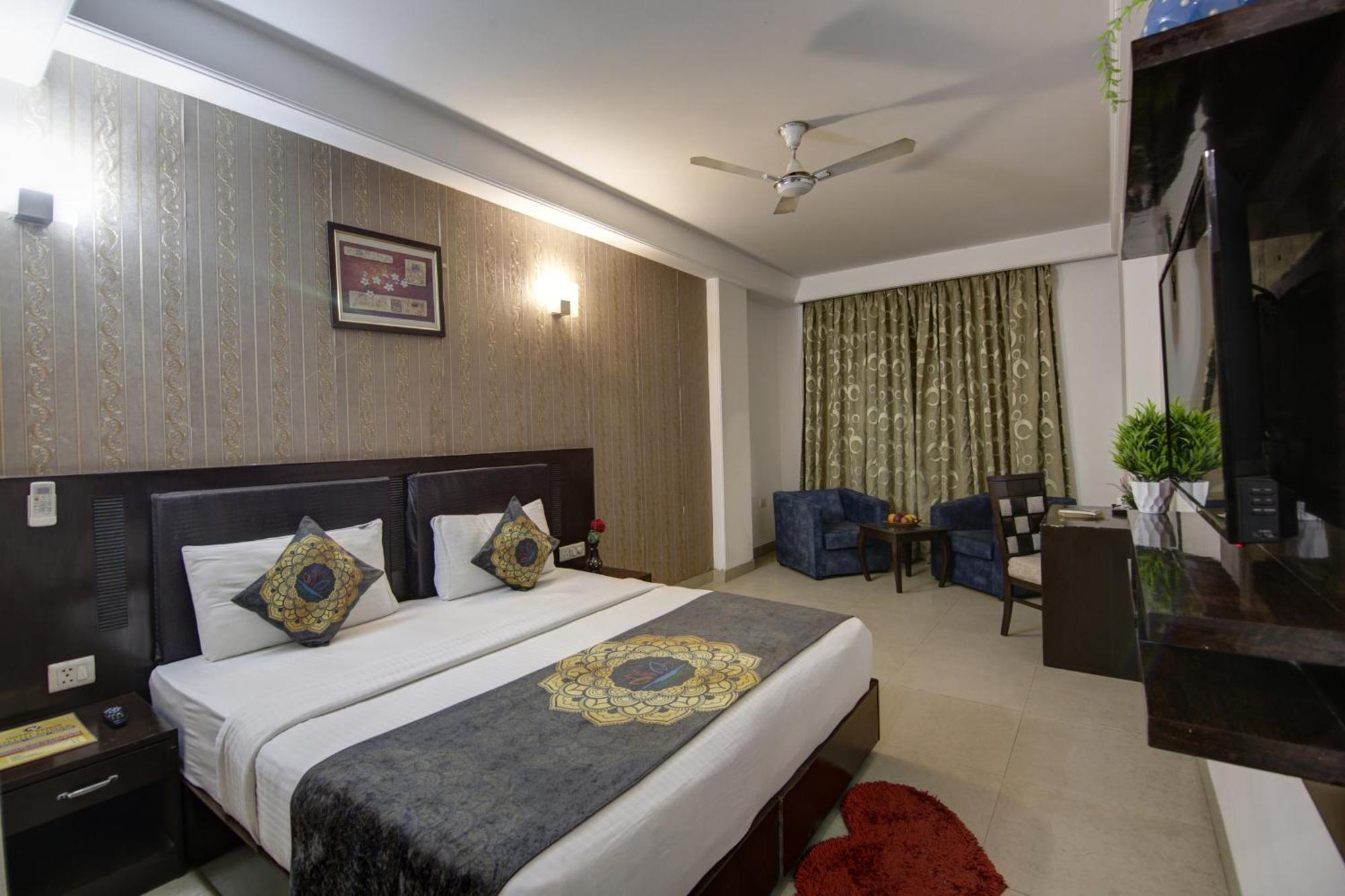Hotel Venus Plaza New Delhi Extérieur photo