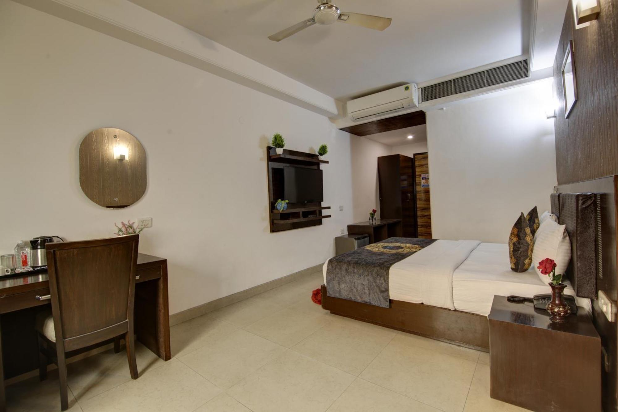 Hotel Venus Plaza New Delhi Extérieur photo