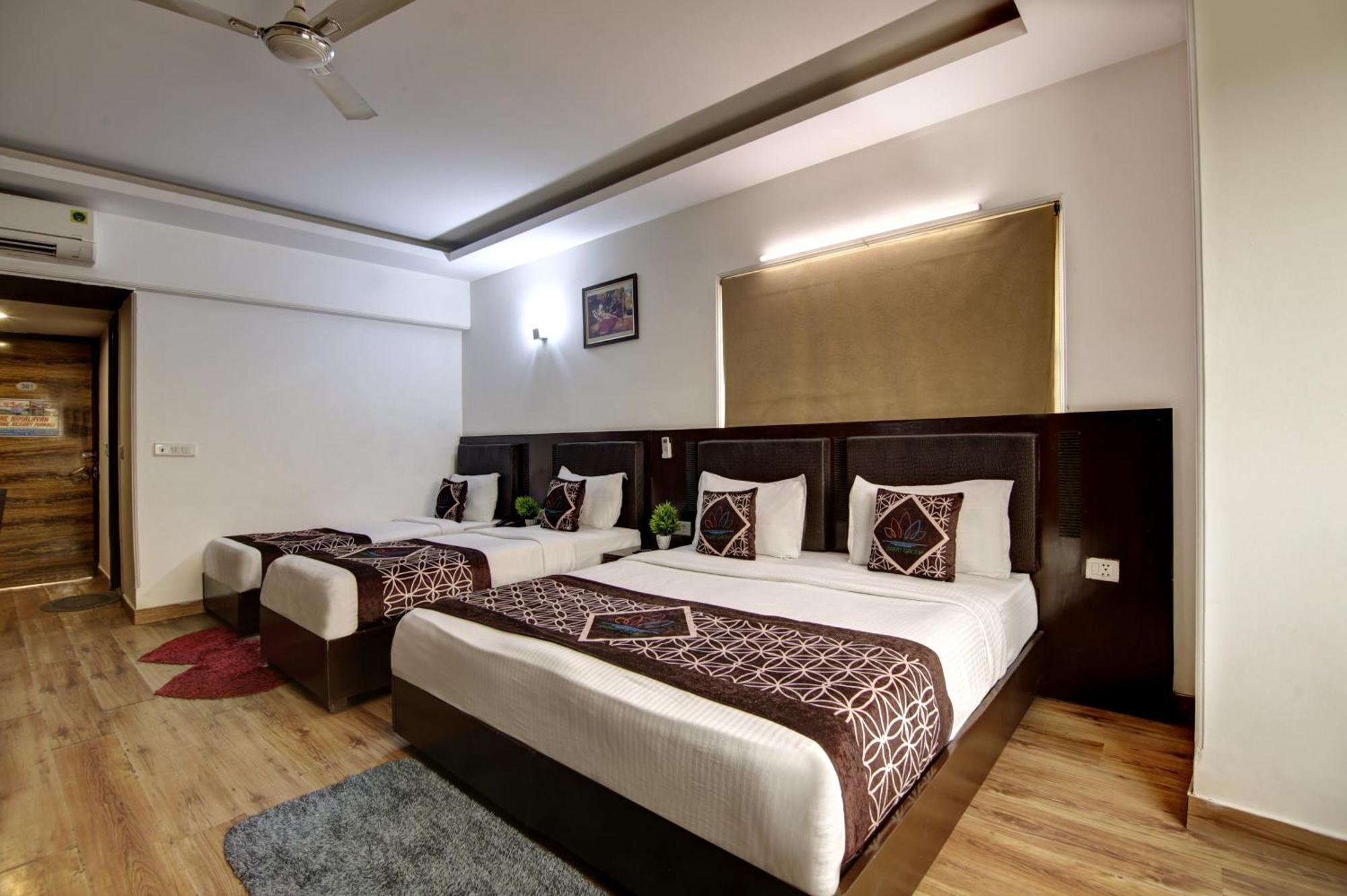 Hotel Venus Plaza New Delhi Extérieur photo