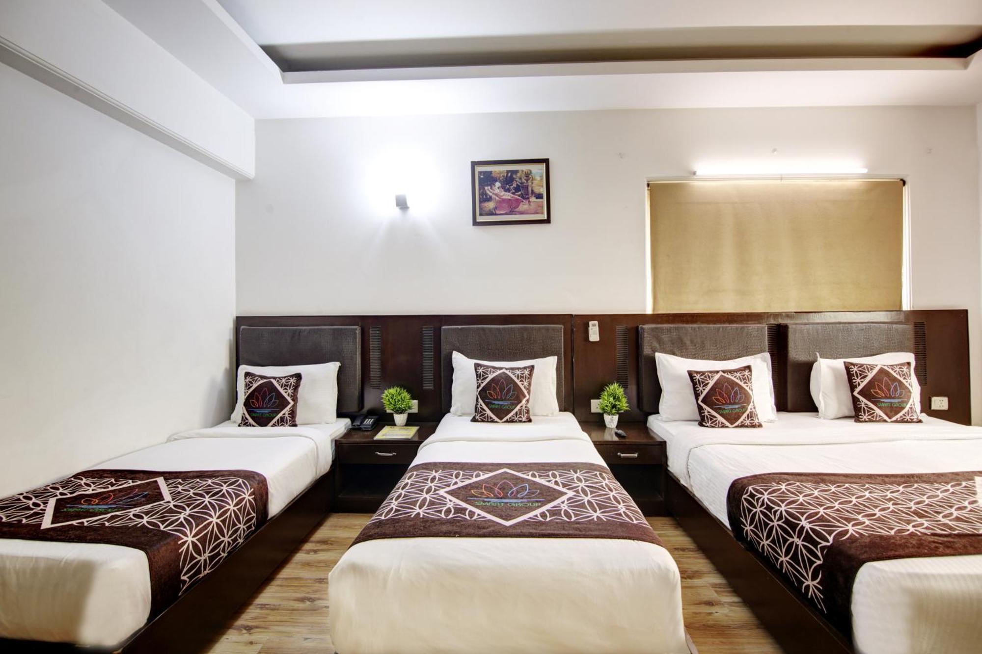 Hotel Venus Plaza New Delhi Extérieur photo