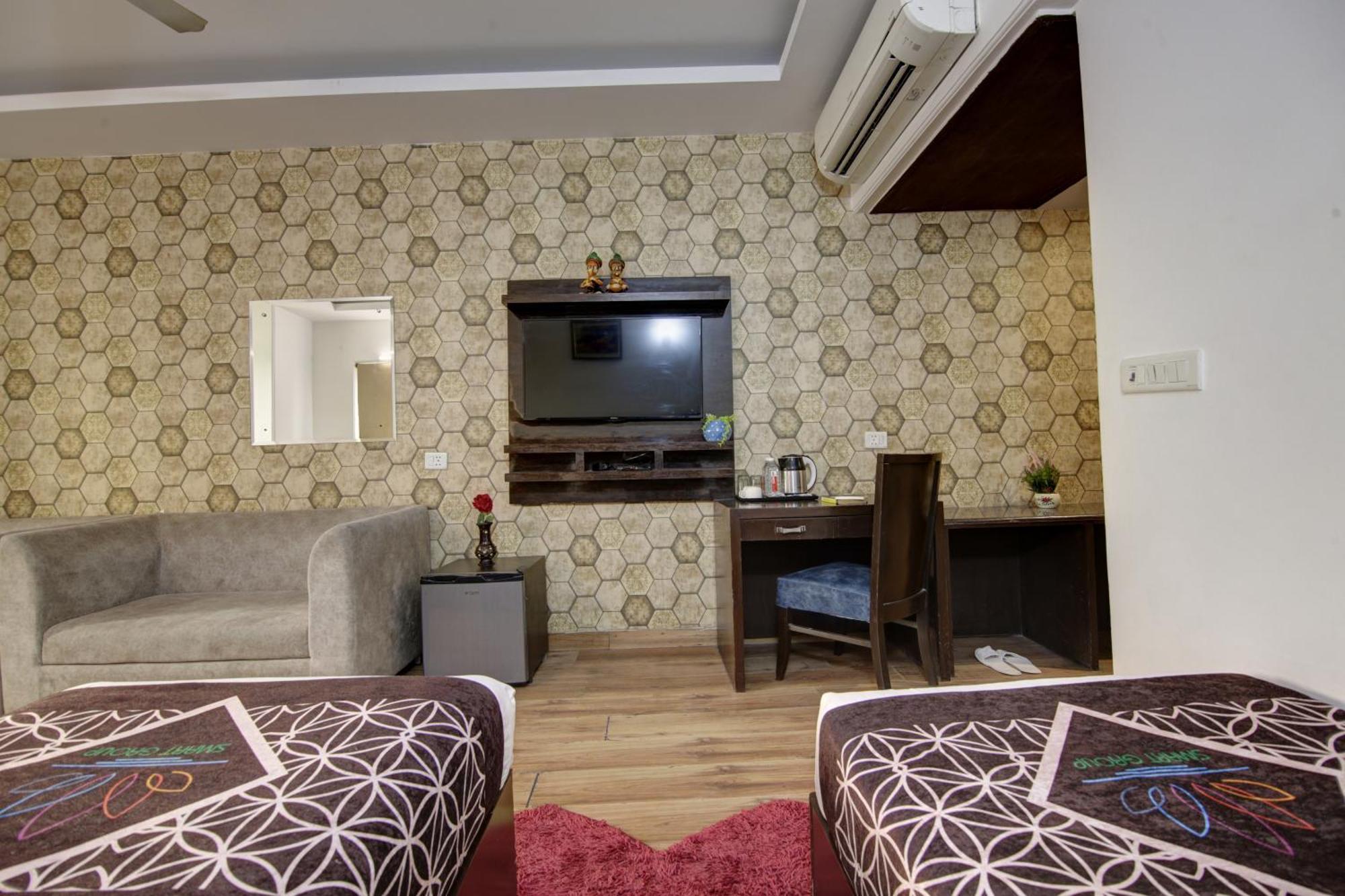 Hotel Venus Plaza New Delhi Extérieur photo