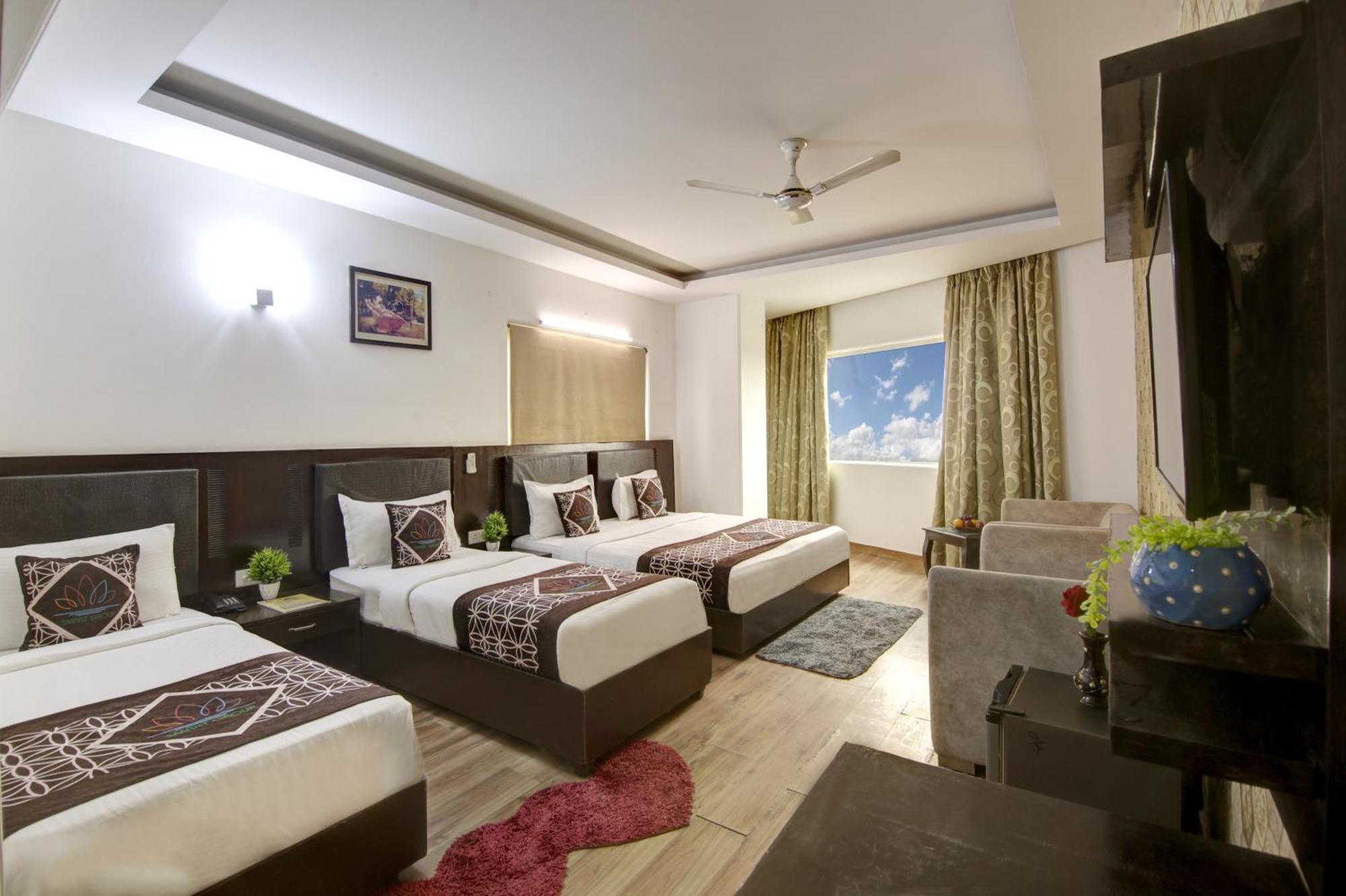 Hotel Venus Plaza New Delhi Extérieur photo